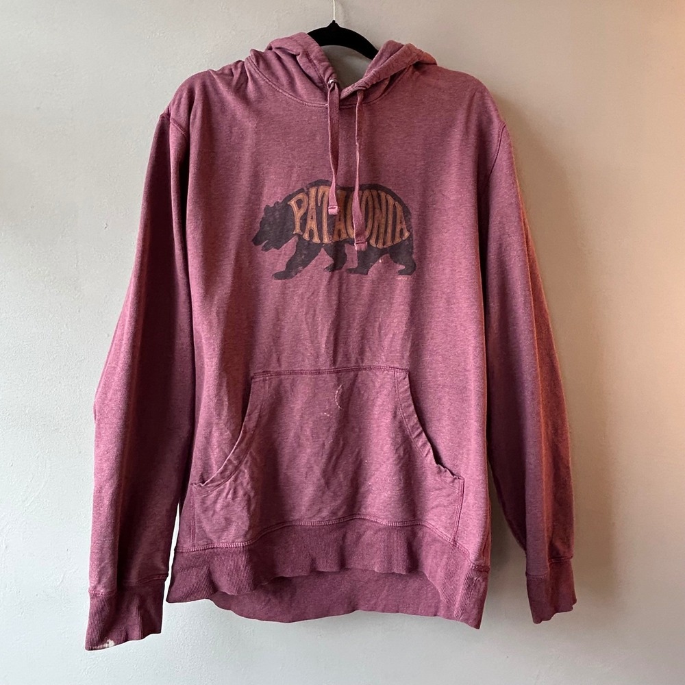 Patagonia Mens Organic Cotton Bear Logo Hoodie Maroon Style 39421‎ Size M